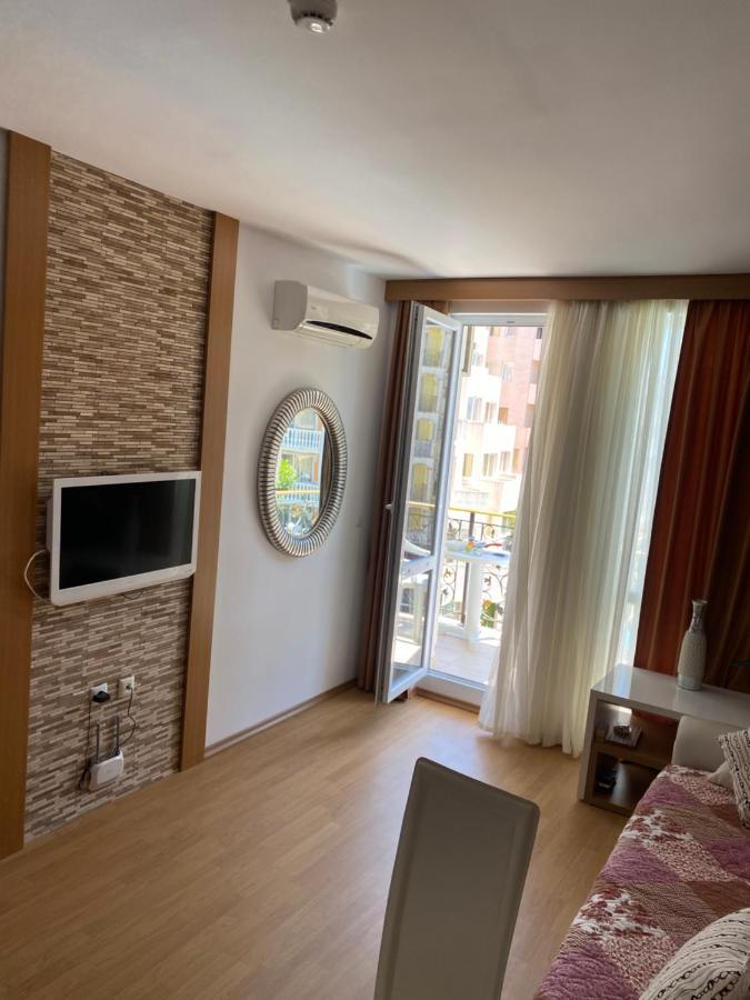 Апартамент На Солнечном Берегу Slantchev Briag Extérieur photo